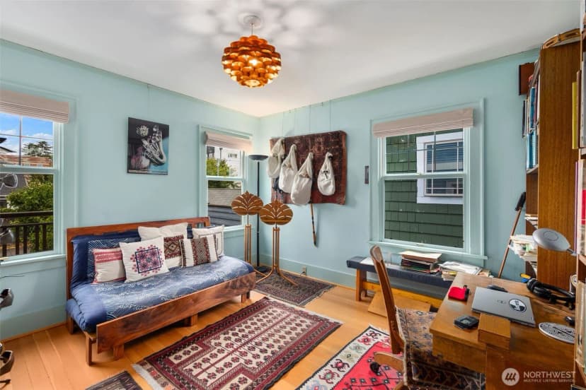 Property photo for 4321 Densmore Avenue N, Seattle photo 16