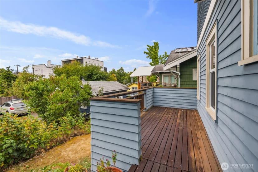 Property photo for 4321 Densmore Avenue N, Seattle photo 31