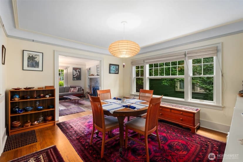 Property photo for 4321 Densmore Avenue N, Seattle photo 9