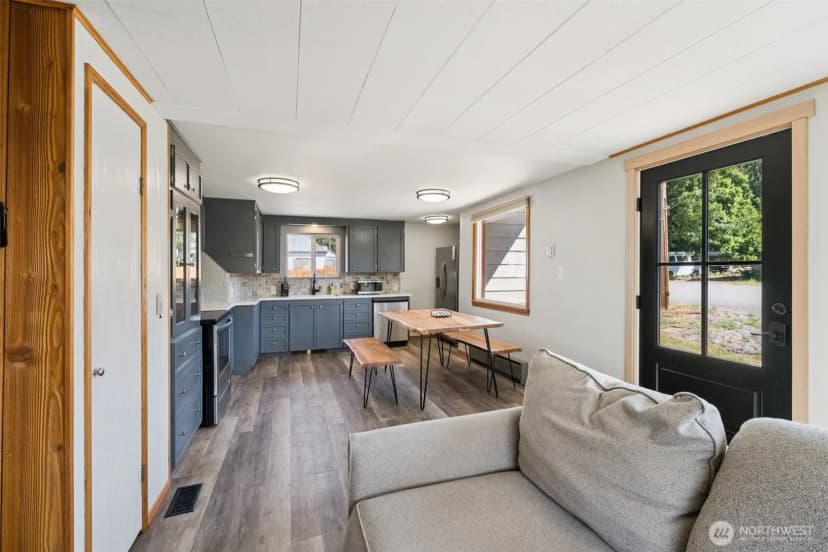 Property photo for 420 3rd Street, Ronald photo 13