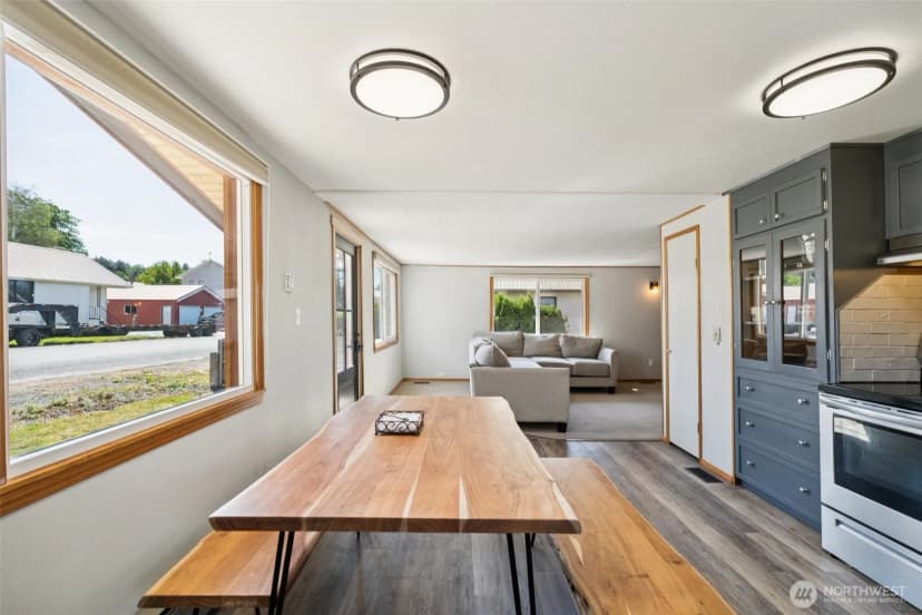 Property photo for 420 3rd Street, Ronald photo 12