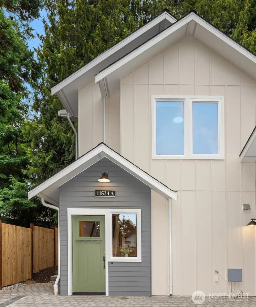 Property photo for 11524 38th Avenue Ne #a, Seattle