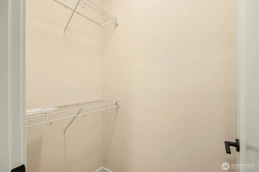 Property photo for 11524 38th Avenue Ne #a, Seattle photo 18