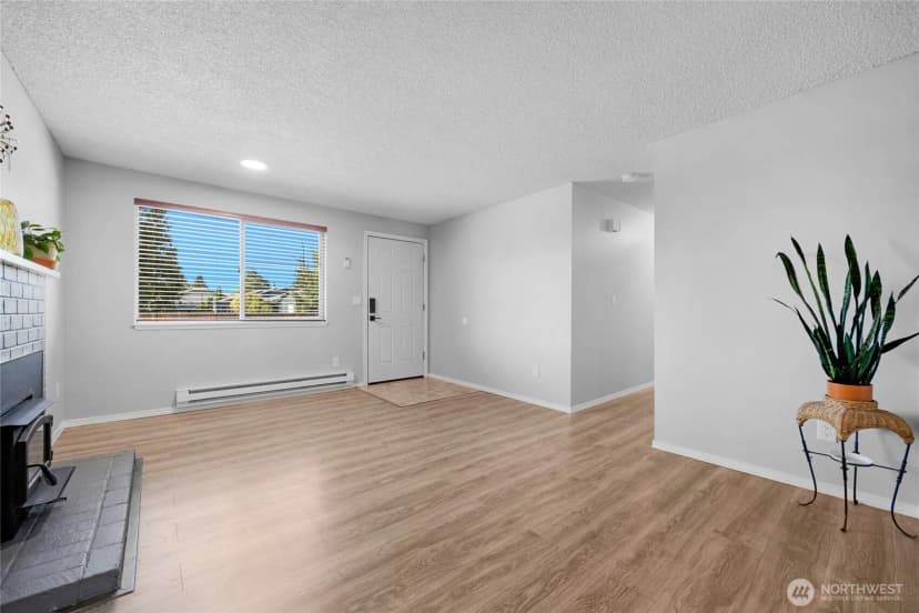 Property photo for 9311 58th Drive Ne, Marysville photo 5