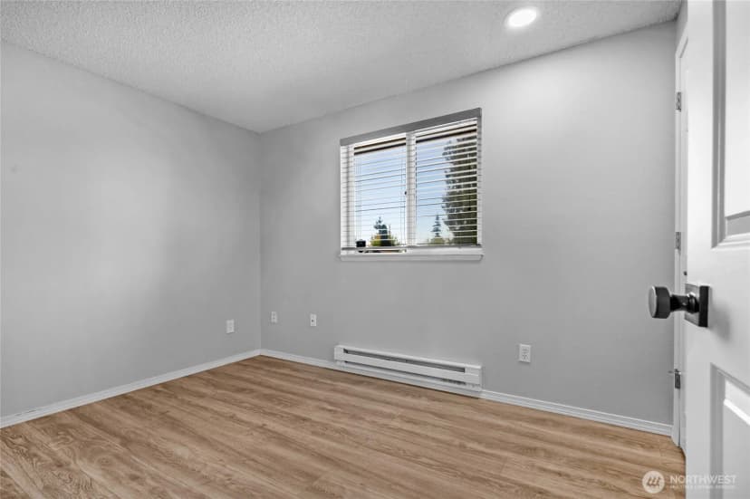 Property photo for 9311 58th Drive Ne, Marysville photo 13