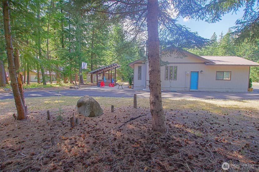 Property photo for 70 Lake Cabins Road, Ronald photo 21