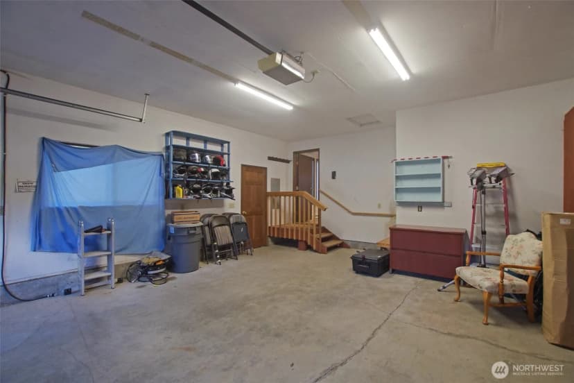 Property photo for 70 Lake Cabins Road, Ronald photo 20