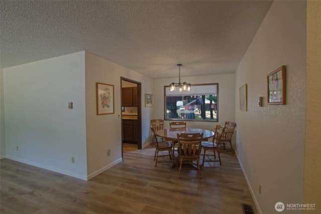 Property photo for 70 Lake Cabins Road, Ronald photo 3