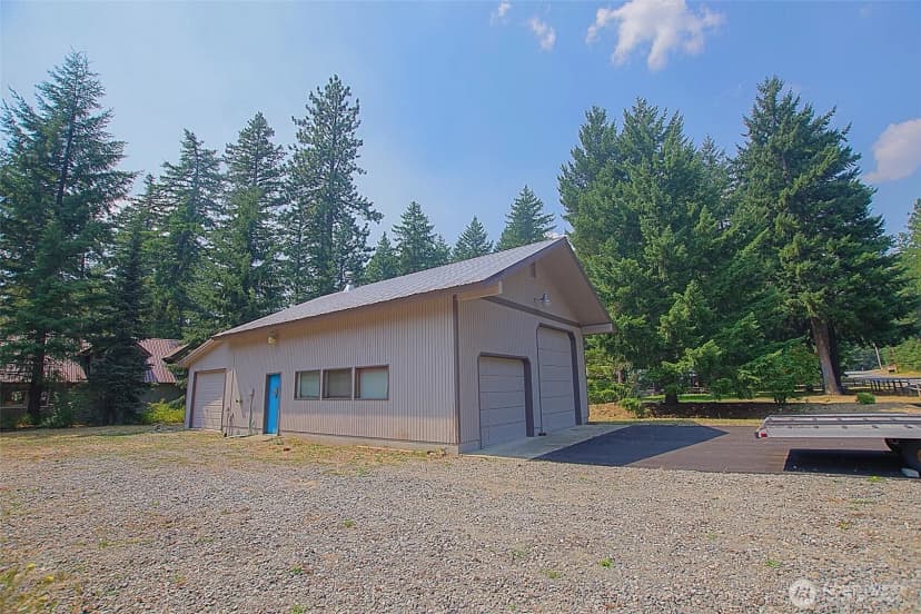 Property photo for 70 Lake Cabins Road, Ronald photo 26