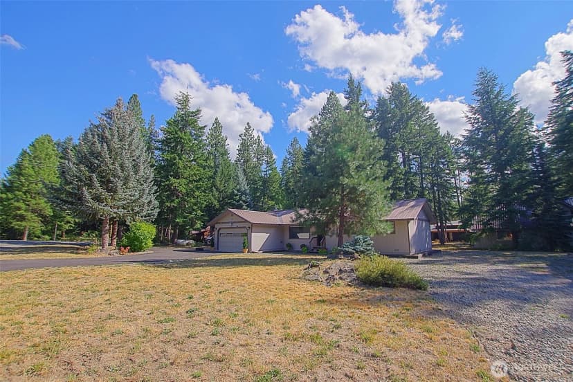 Property photo for 70 Lake Cabins Road, Ronald photo 25
