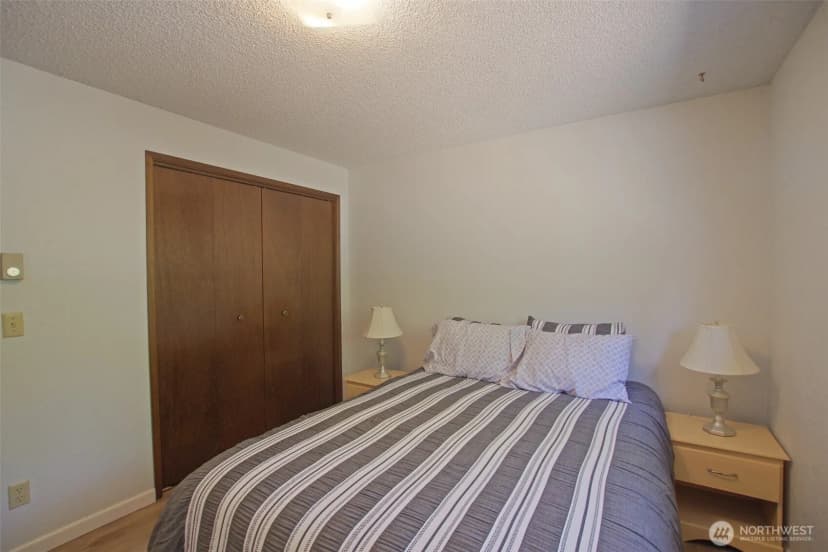 Property photo for 70 Lake Cabins Road, Ronald photo 14