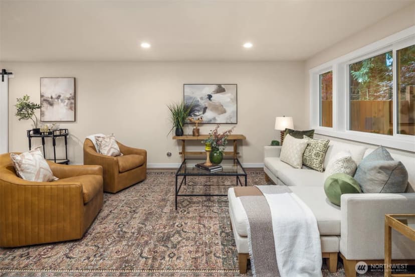 Property photo for 11524 38th Avenue Ne, Seattle photo 11