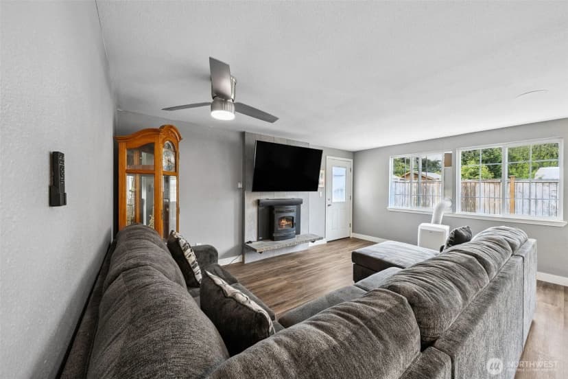 Property photo for 19505 67th Street E, Bonney Lake photo 19