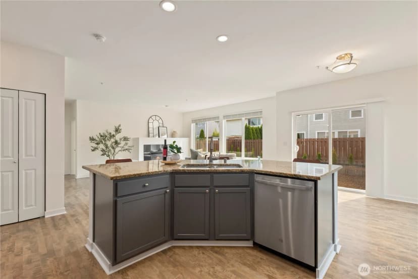 Property photo for 4419 S 220th Street #42, Kent photo 9