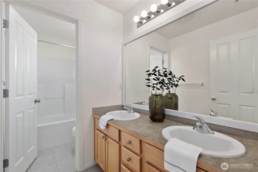 Property photo for 4419 S 220th Street #42, Kent photo 24