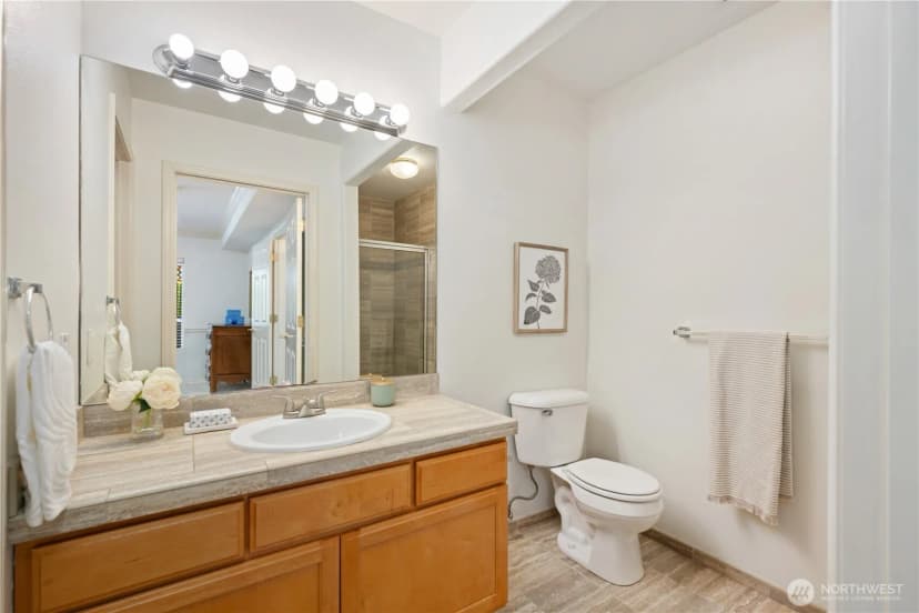 Property photo for 9206 Ne 126th Place, Kirkland photo 20