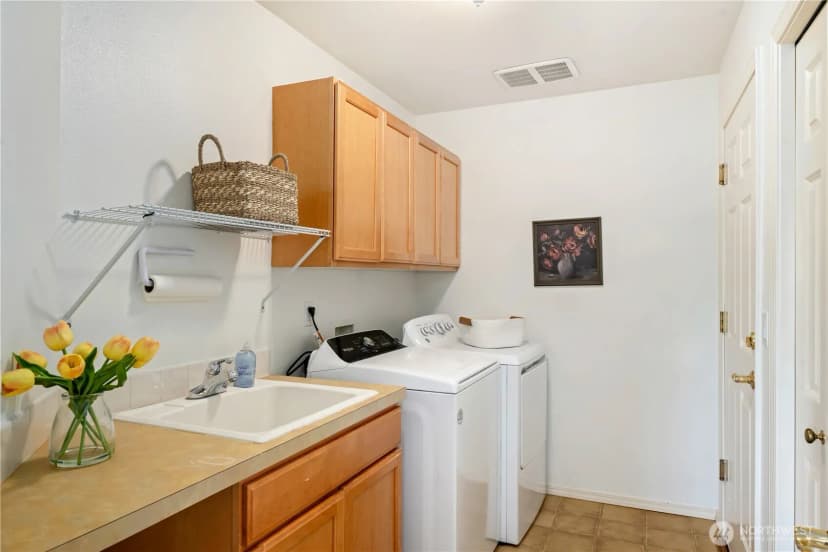 Property photo for 9206 Ne 126th Place, Kirkland photo 16