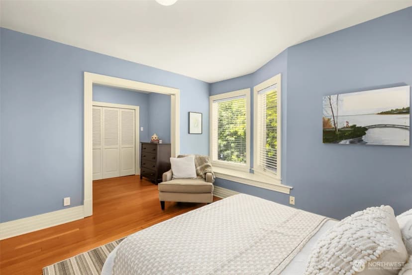 Property photo for 2146 4th Avenue W, Seattle photo 17