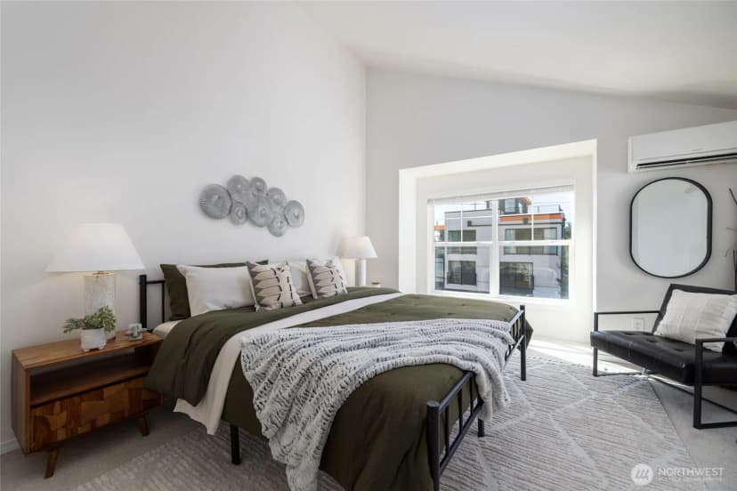 Property photo for 10303 N Evanston Avenue, Seattle photo 15