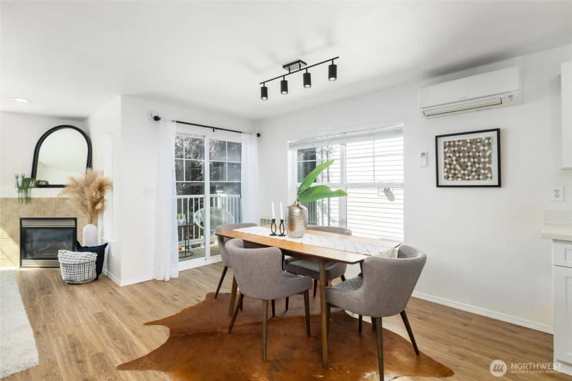 Property photo for 10303 N Evanston Avenue, Seattle photo 10