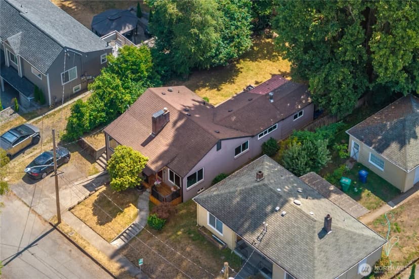 Property photo for 523 17th Avenue Se, Olympia photo 4