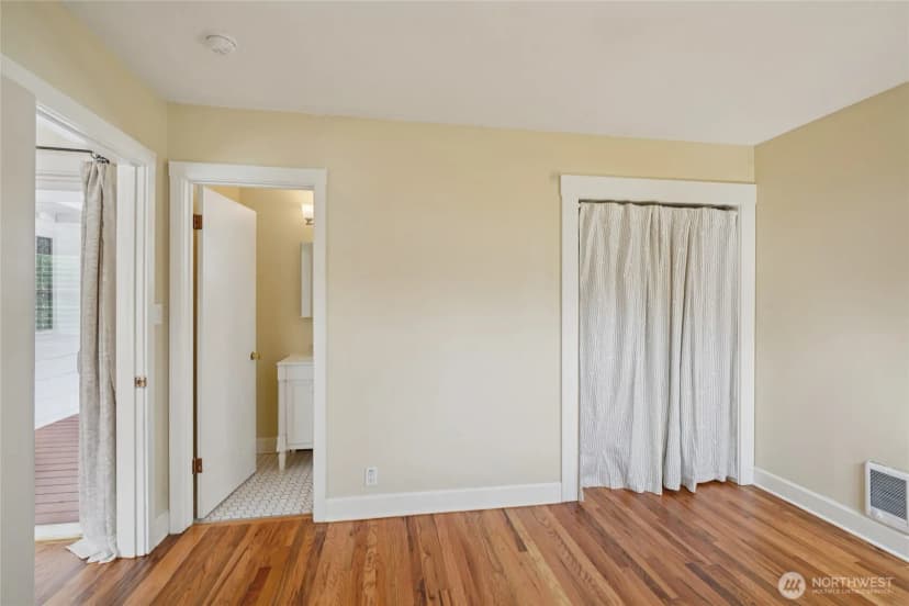 Property photo for 2640 Louisiana Street, Longview photo 16