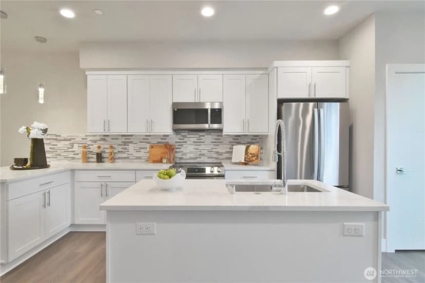 Property photo for 5020 148th Street Sw #e4, Edmonds photo 9