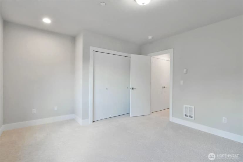 Property photo for 5020 148th Street Sw #e4, Edmonds photo 21