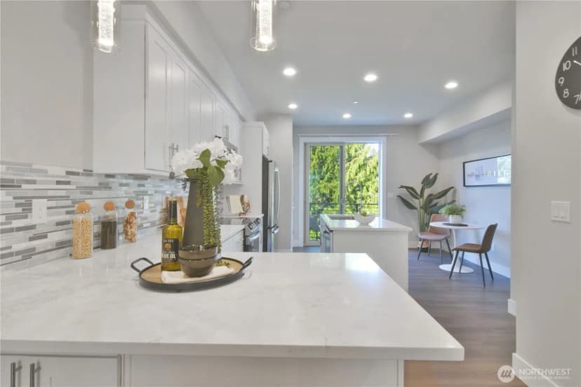 Property photo for 5020 148th Street Sw #e4, Edmonds photo 7