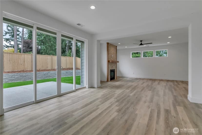 Property photo for 16216 76th Avenue Ct E, Puyallup photo 14