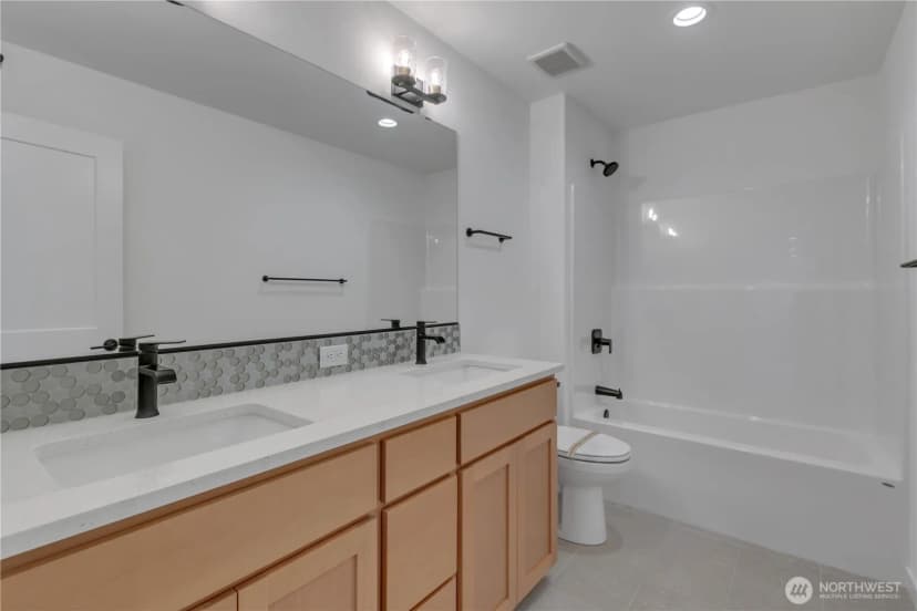 Property photo for 16216 76th Avenue Ct E, Puyallup photo 27