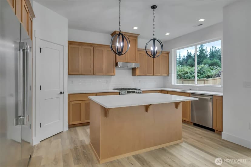 Property photo for 16216 76th Avenue Ct E, Puyallup photo 7