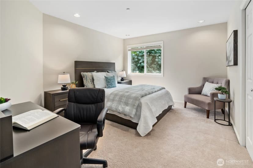 Property photo for 400 Everwood Court Nw, Issaquah photo 31