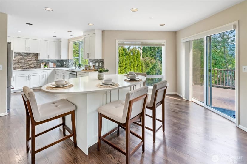 Property photo for 400 Everwood Court Nw, Issaquah photo 15