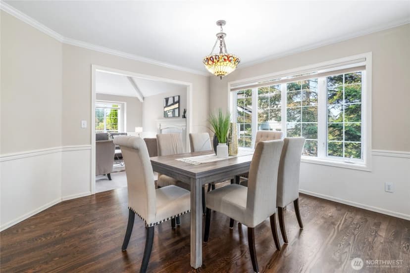 Property photo for 400 Everwood Court Nw, Issaquah photo 11