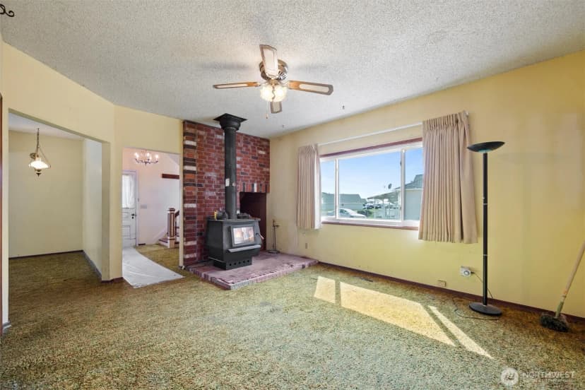Property photo for 709 E Olive Avenue, Ritzville photo 32