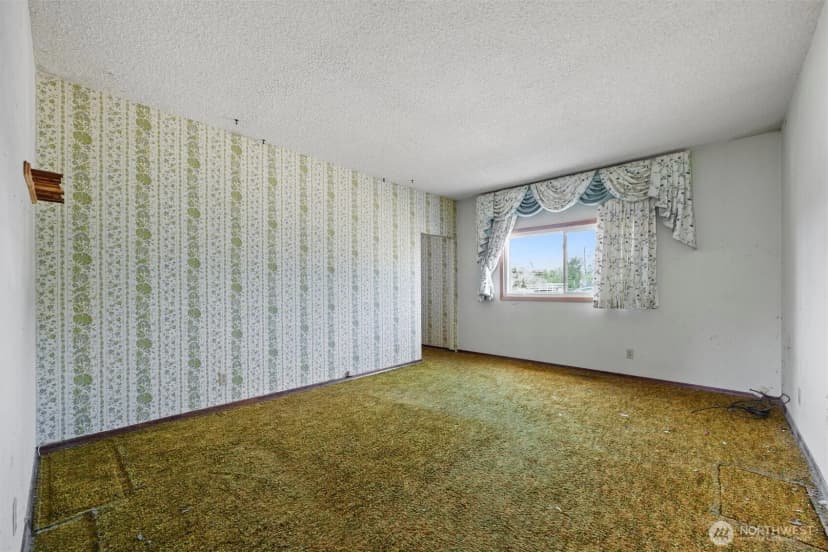 Property photo for 709 E Olive Avenue, Ritzville photo 35