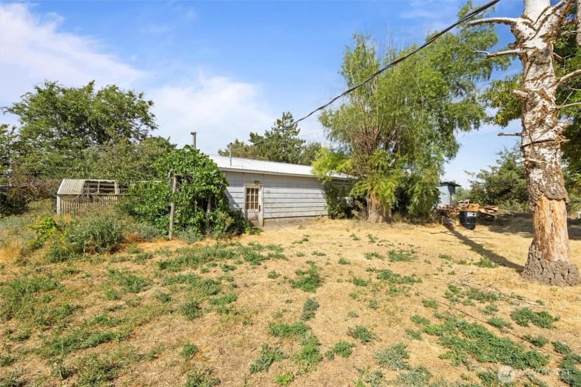 Property photo for 709 E Olive Avenue, Ritzville photo 27