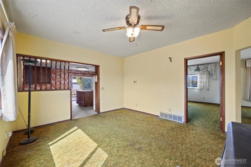 Property photo for 709 E Olive Avenue, Ritzville photo 34