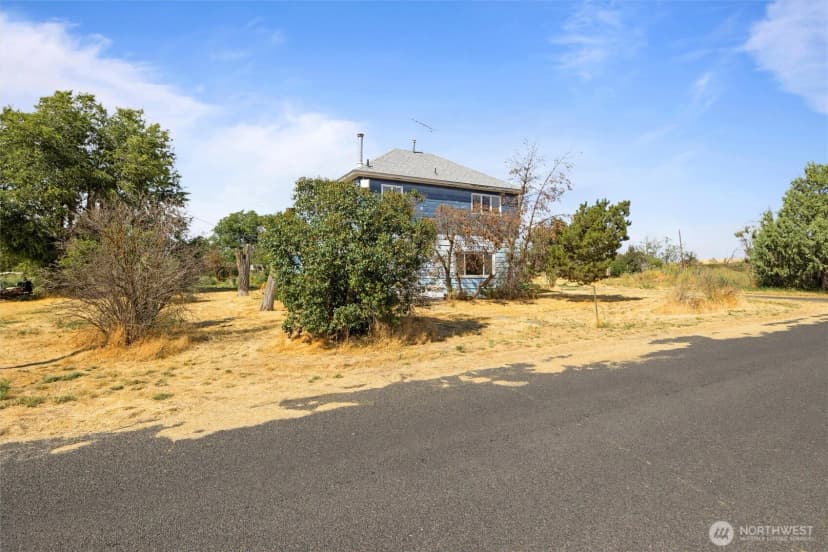 Property photo for 709 E Olive Avenue, Ritzville photo 31