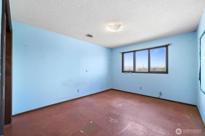 Property photo for 709 E Olive Avenue, Ritzville photo 21