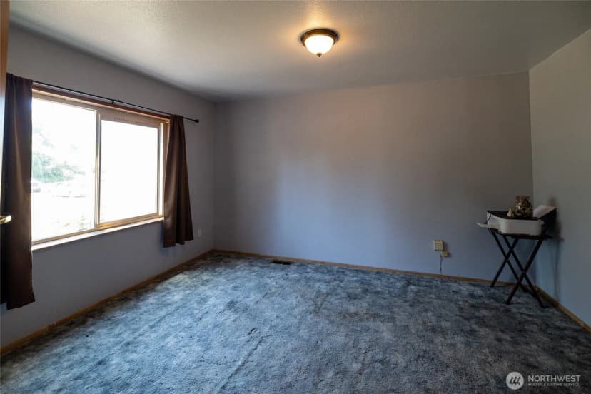 Property photo for 702 Cedar St., Pe Ell photo 9