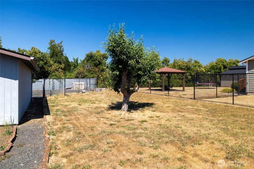 Property photo for 702 Cedar St., Pe Ell photo 35