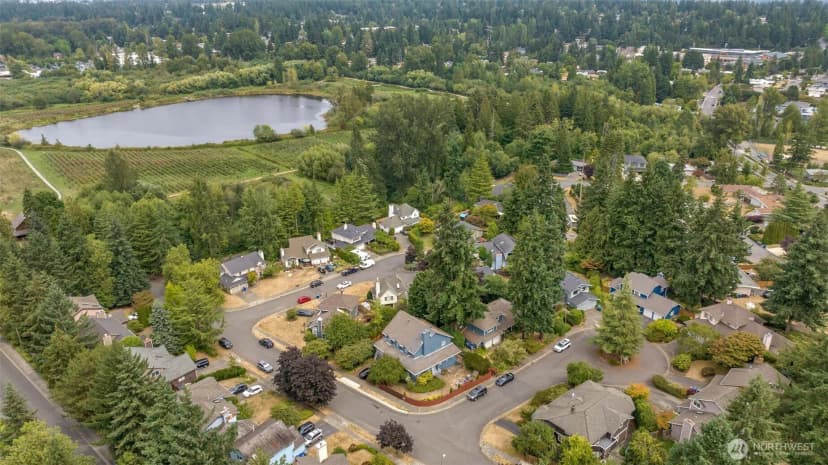 Property photo for 14835 Se 10th Place, Bellevue photo 2