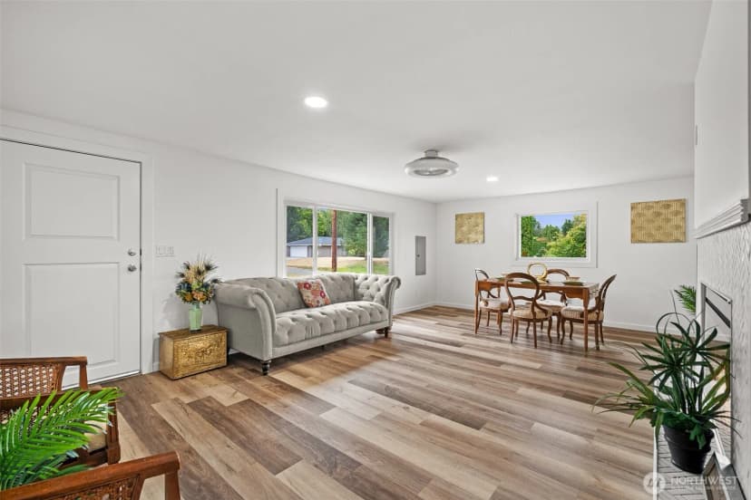 Property photo for 1501 N 19th Street, Mount Vernon photo 8