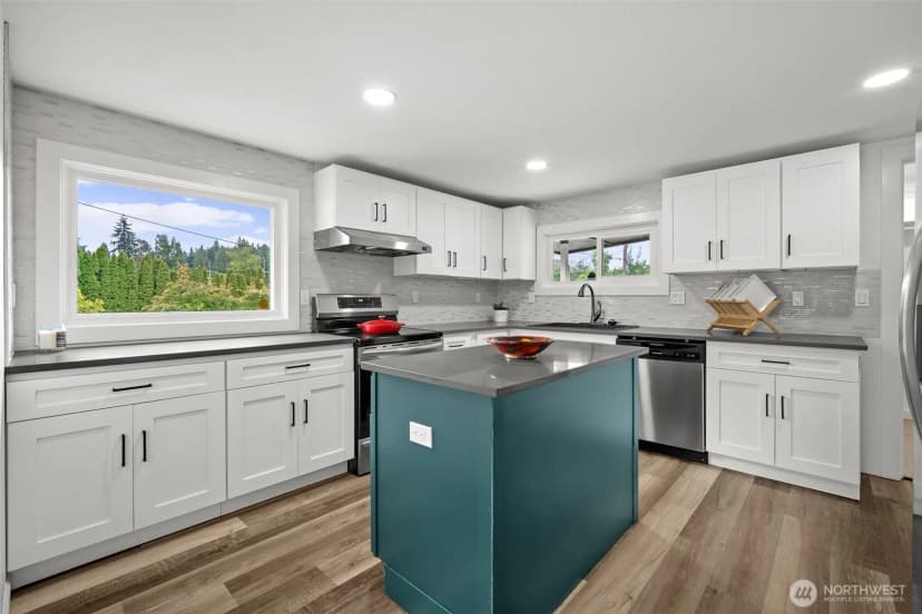 Property photo for 1501 N 19th Street, Mount Vernon photo 5
