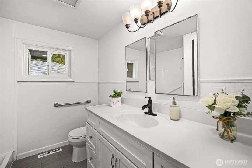 Property photo for 1501 N 19th Street, Mount Vernon photo 17