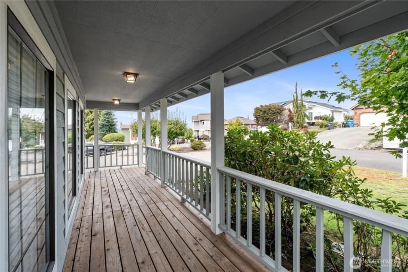 Property photo for 9926 76th Street Sw, Lakewood photo 38
