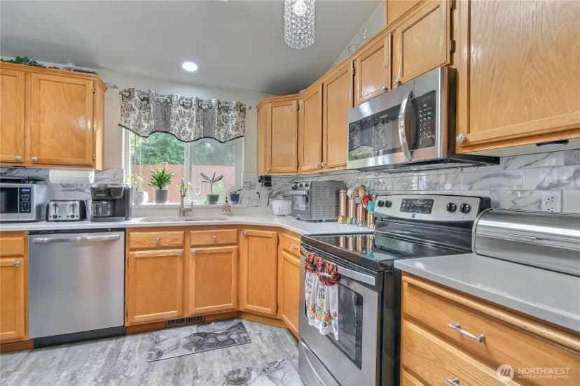 Property photo for 6540 3rd Way Se, Lacey photo 7