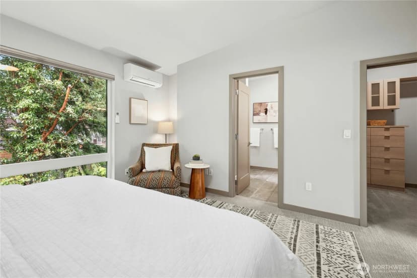 Property photo for 744 Hanami Lane Ne, Bainbridge Island photo 23